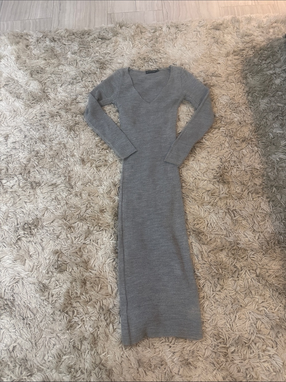 PrettyLittleThing Gray Ribbed V-Neck Maxi Dress